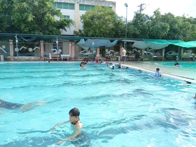 Tập bơi-